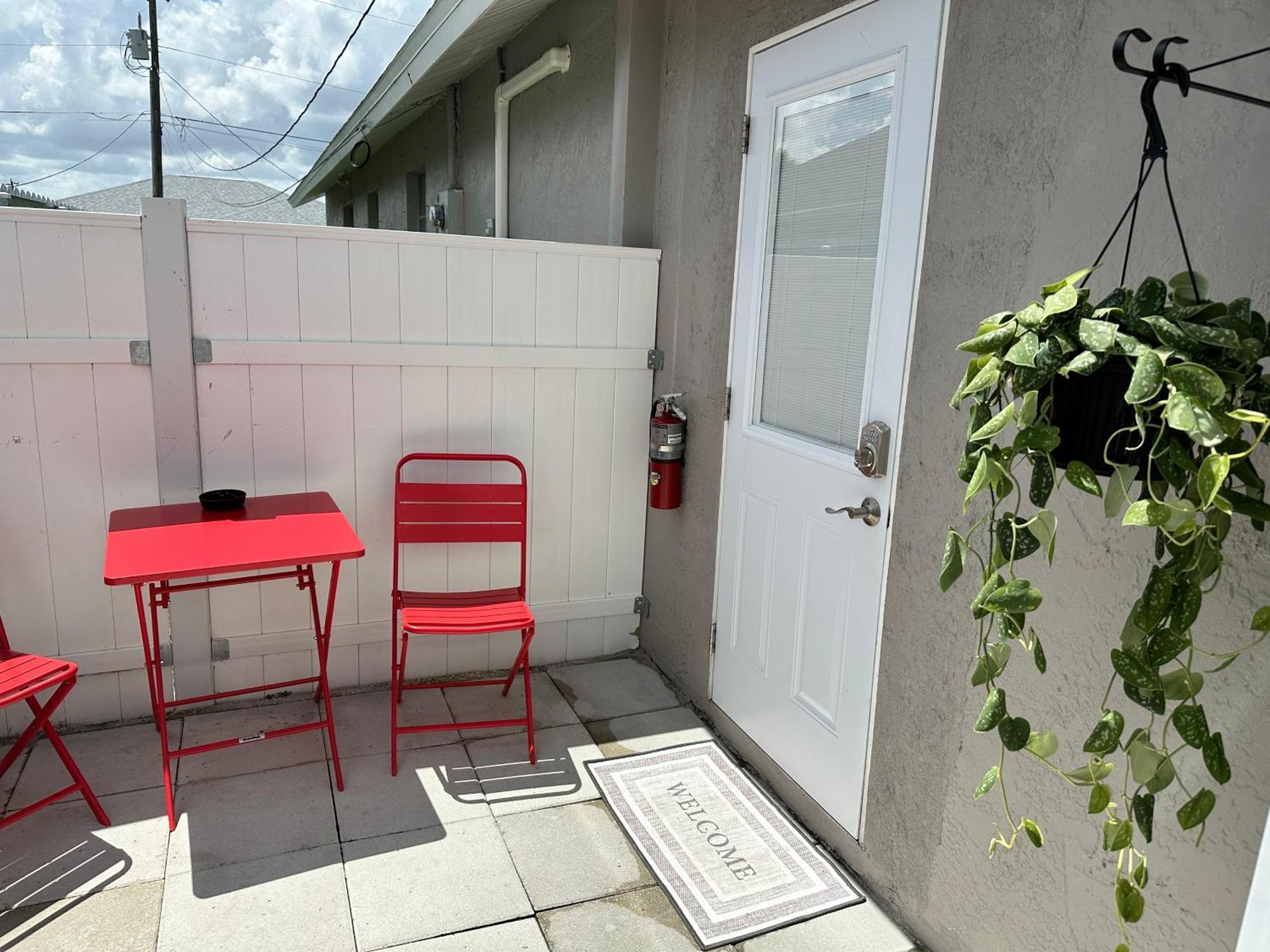 Cozy And Centric Apartment Cape Coral Exterior foto