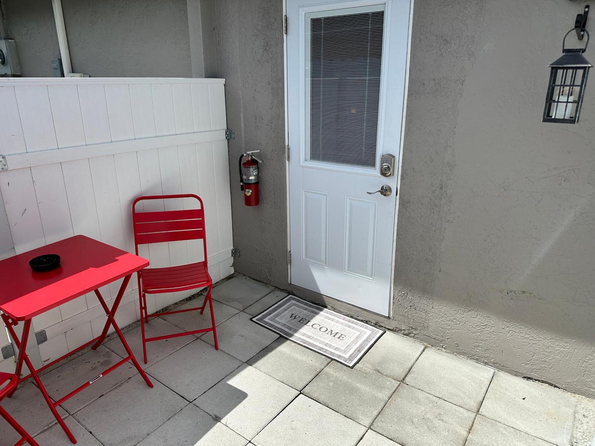 Cozy And Centric Apartment Cape Coral Exterior foto